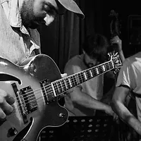 Jazz im Pferdestall Schwarz-weiß Foto der Band