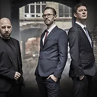 David Helbock - The New Cool Bild der drei Musiker